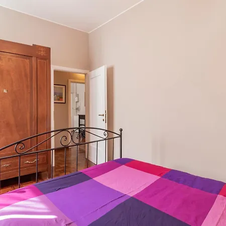 I Host - Accursio 4 Daire Milano